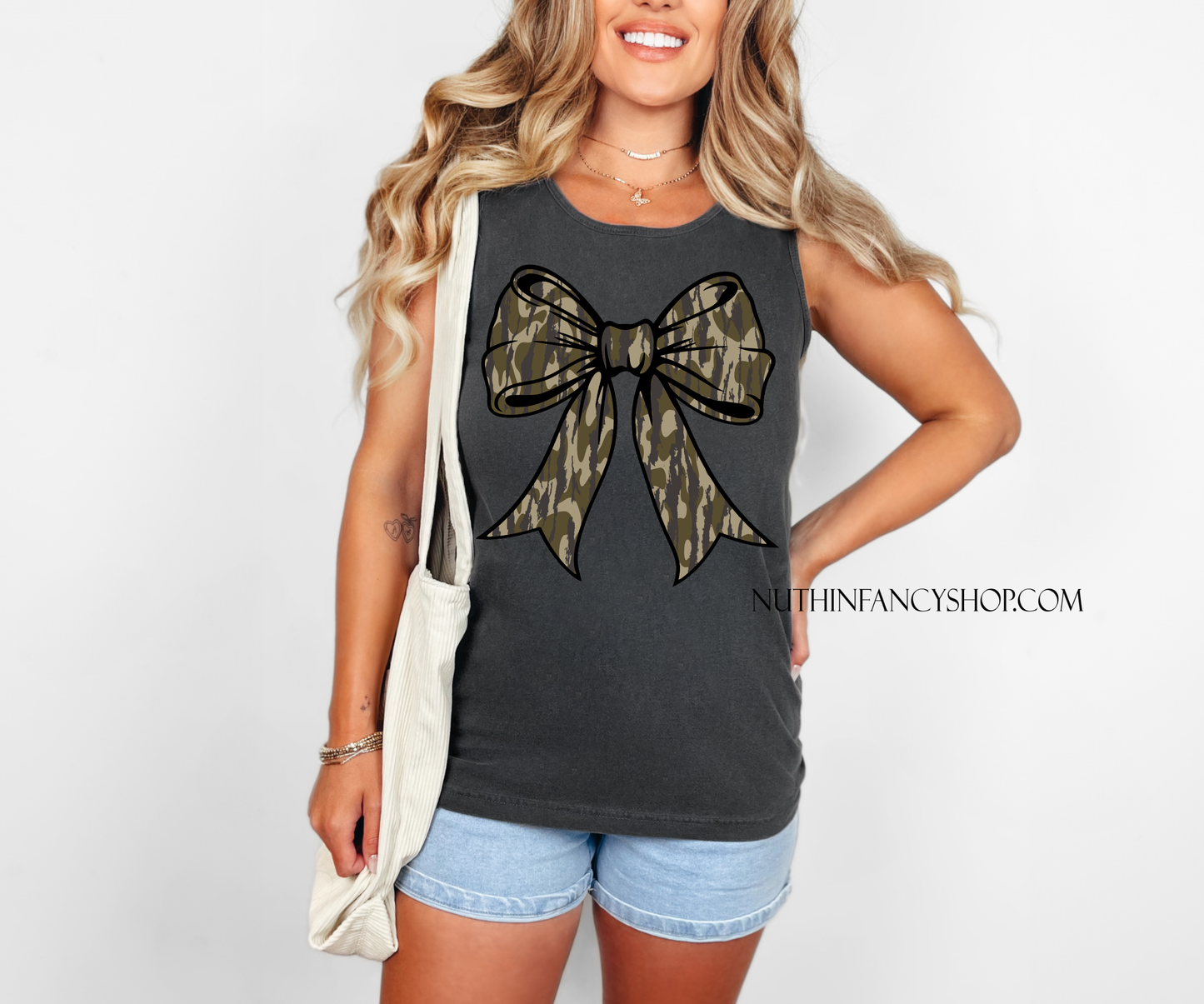 Bottomland Bow on Dark Grey