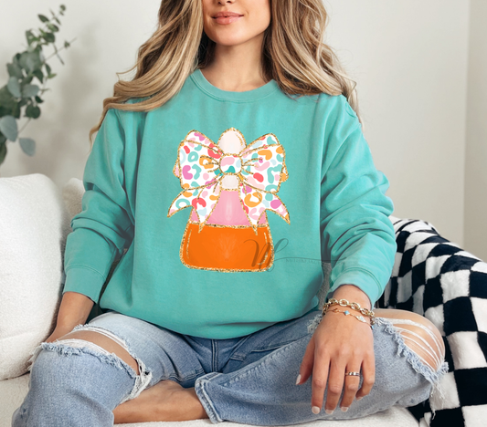 Color Leopard Candy Corn Bow on Seafoam