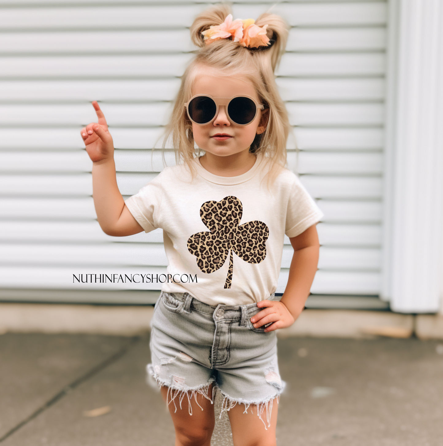 Leopard Shamrock Simple Ivory