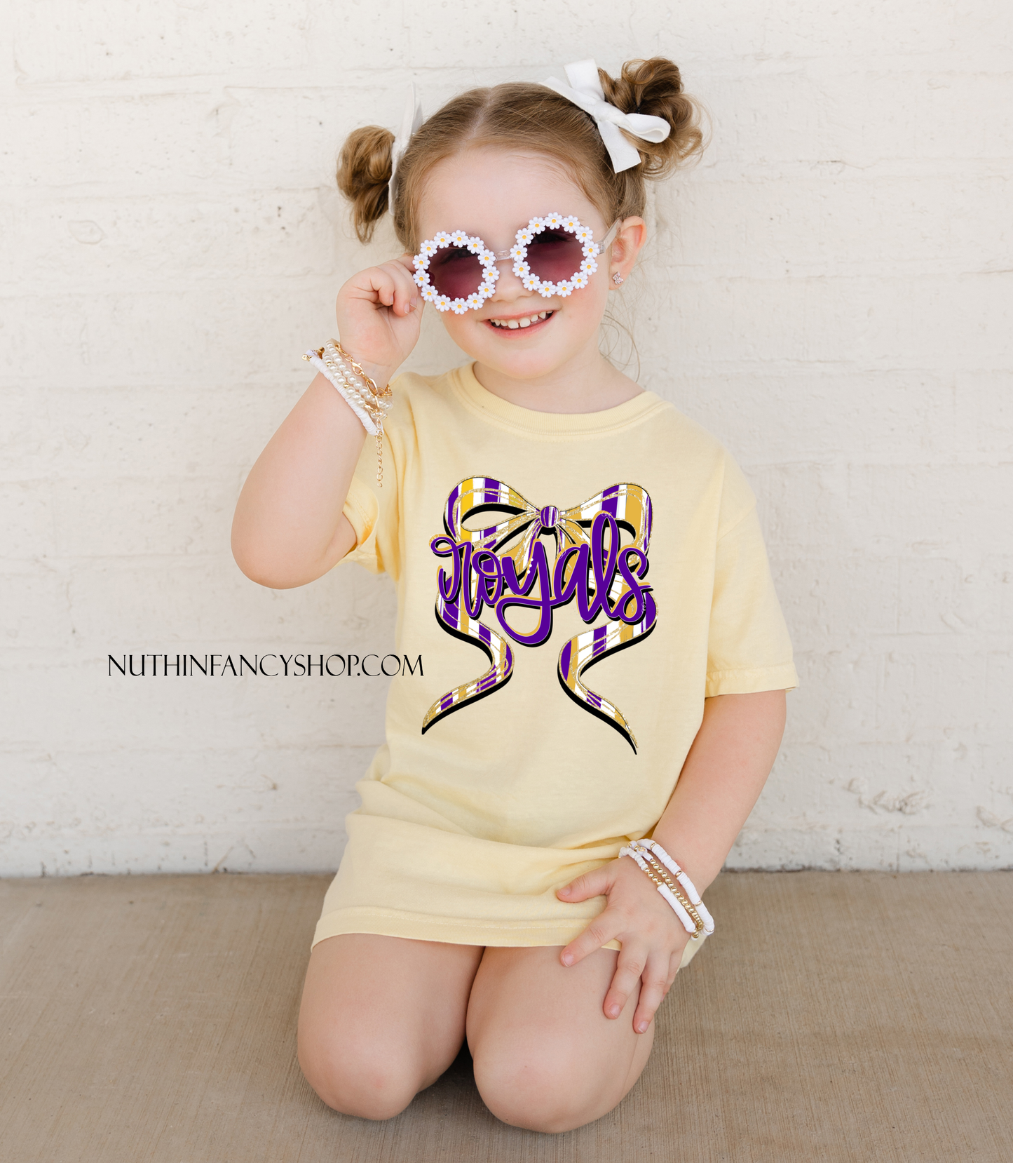 Royals Hand Drawn Bow on Gold