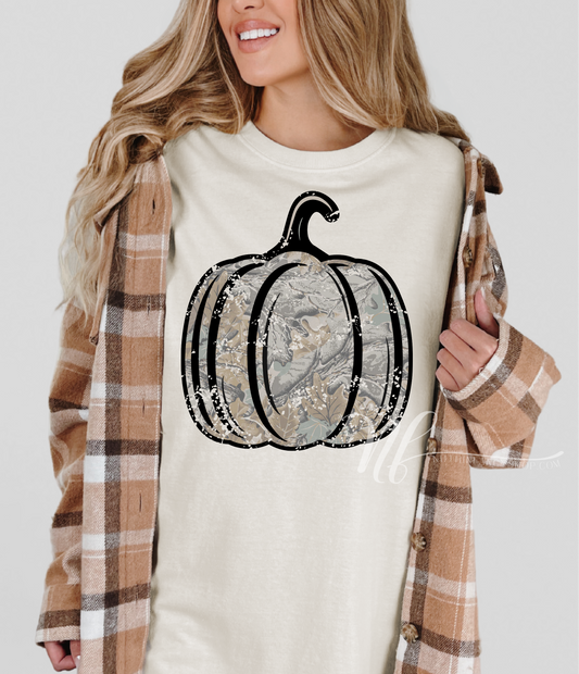 Vintage Camo Distressed Pumpkin on Ivory