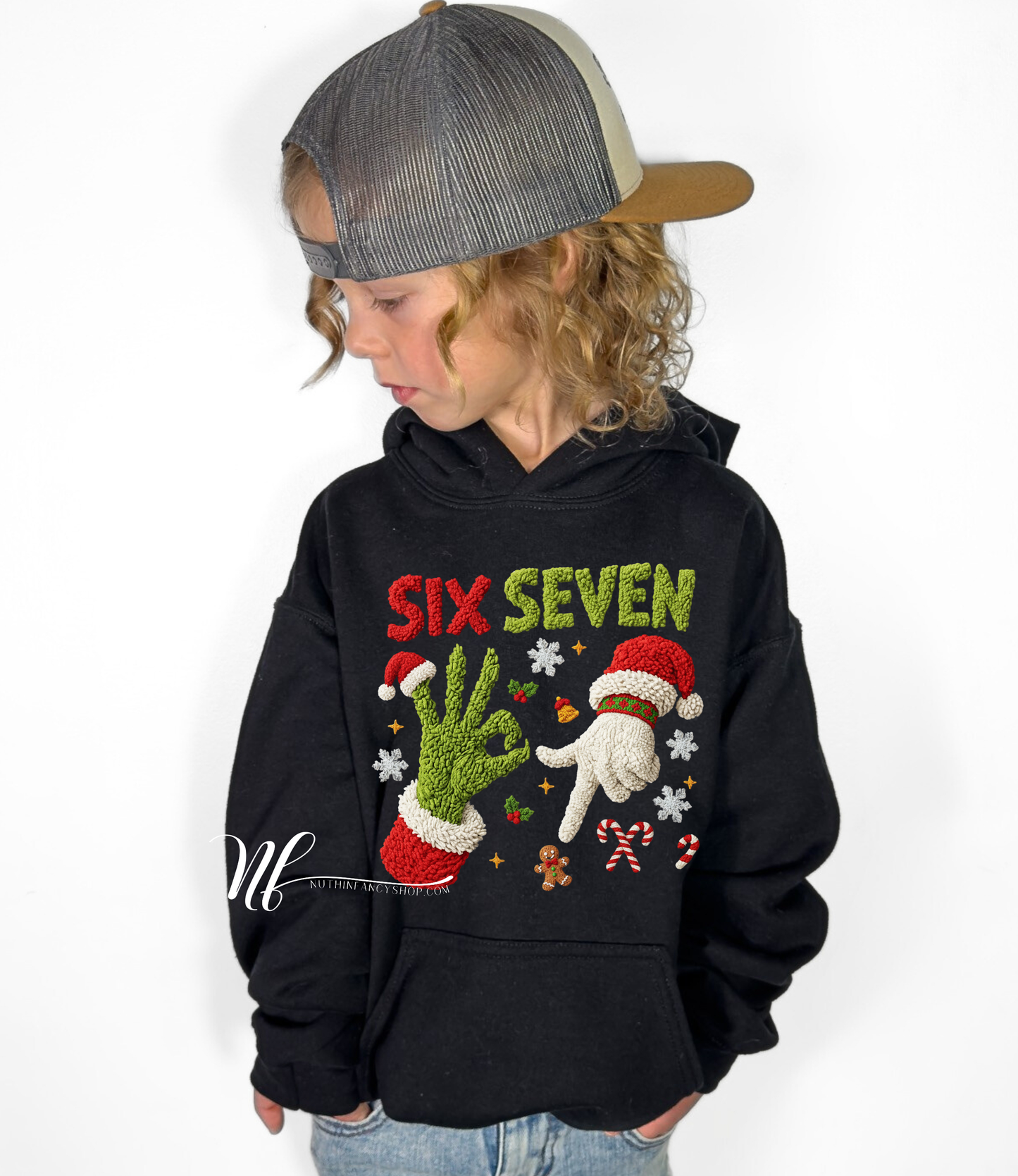 6 7 Faux Yarn Christmas Guys