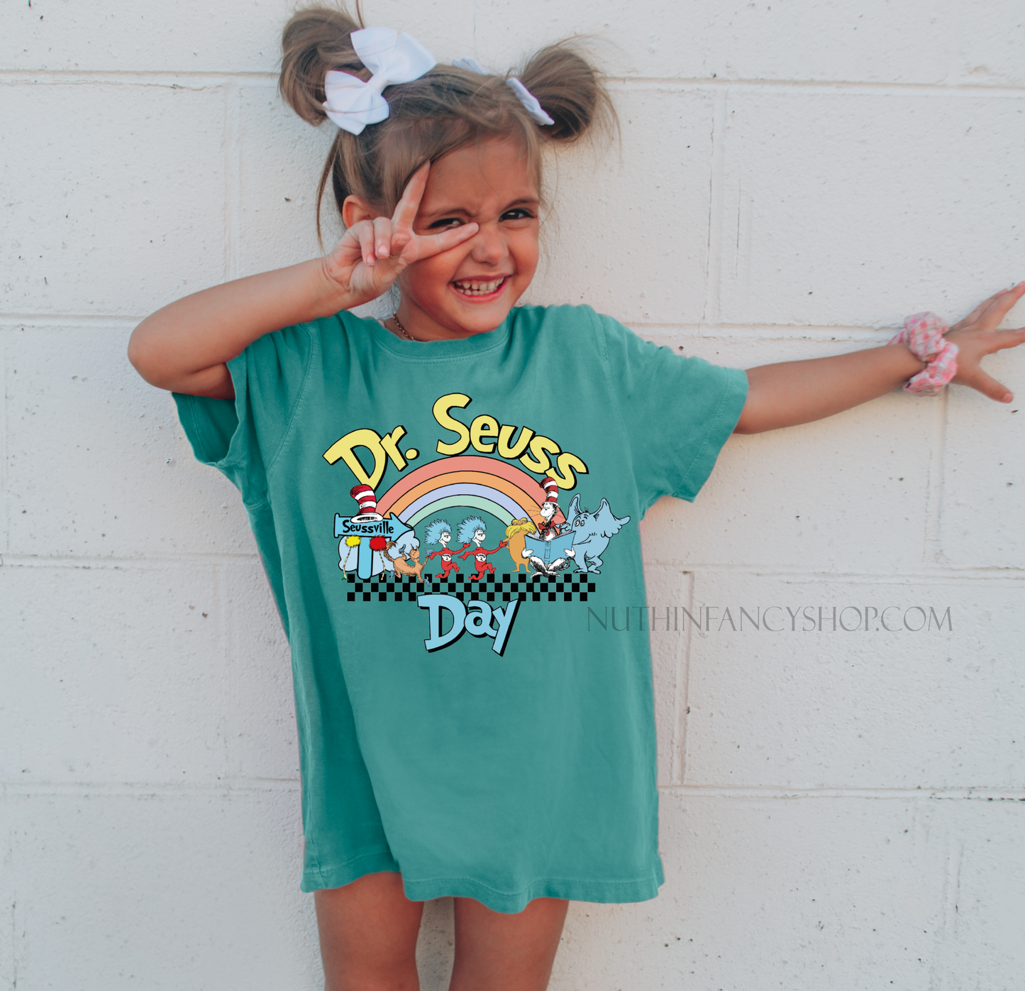 Reading Retro Rainbow on Seafoam