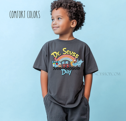 Reading Retro Rainbow on Dark Grey