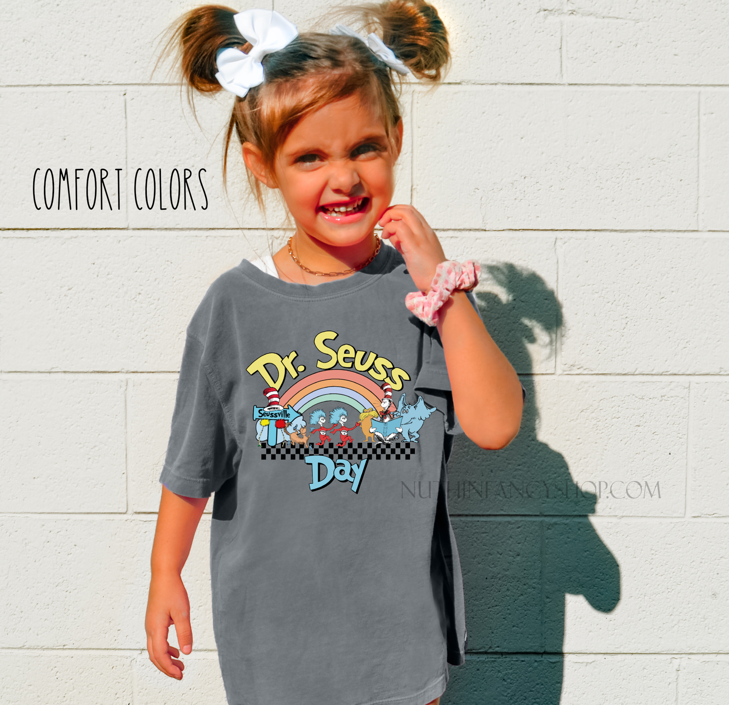 Reading Retro Rainbow on Dark Grey