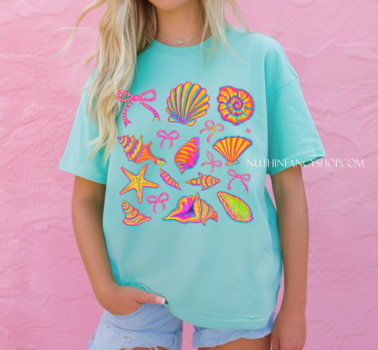 Retro Coquette Seashells Collage on Mint